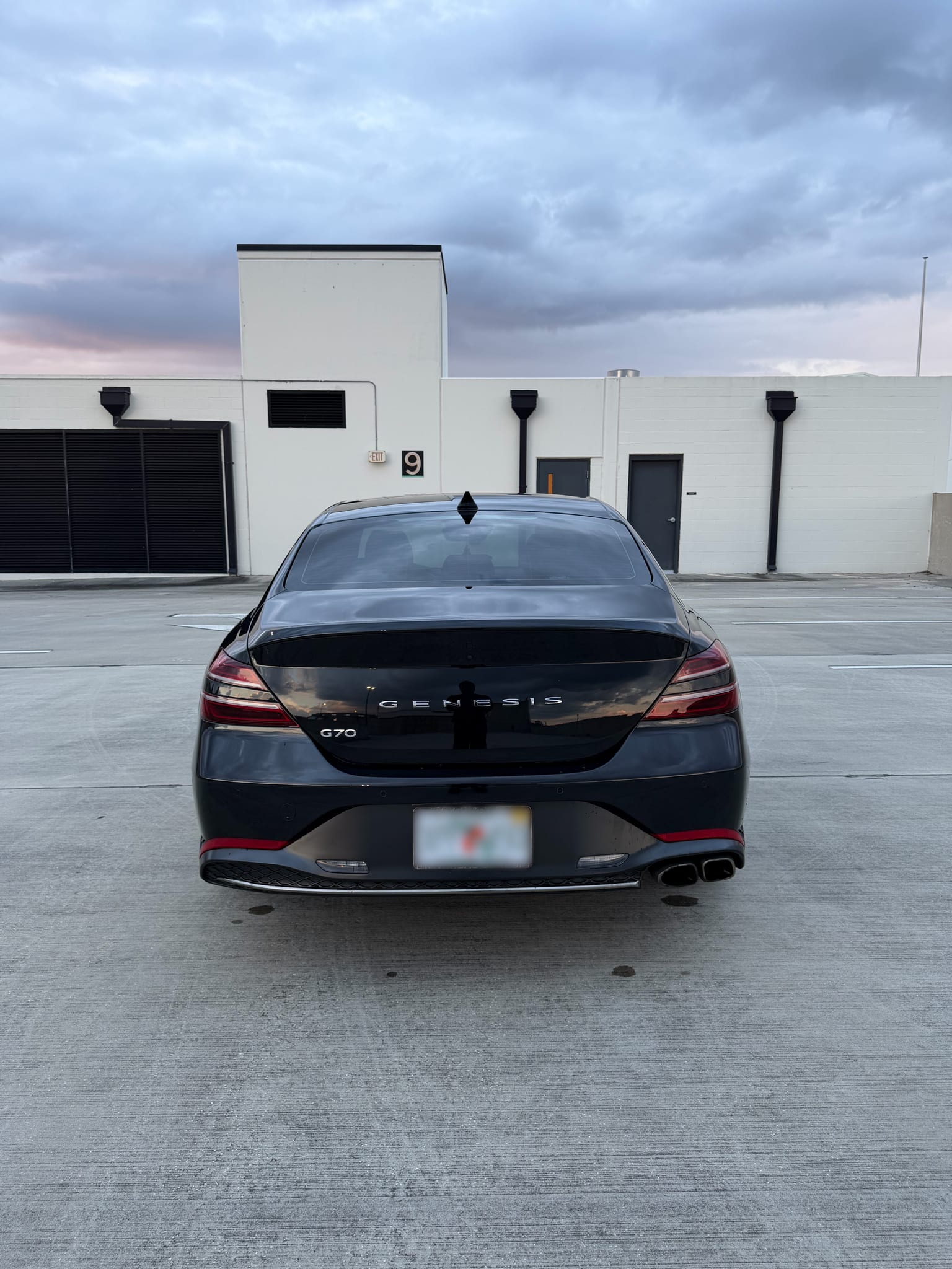 Genesis G70 Sedan image 3
