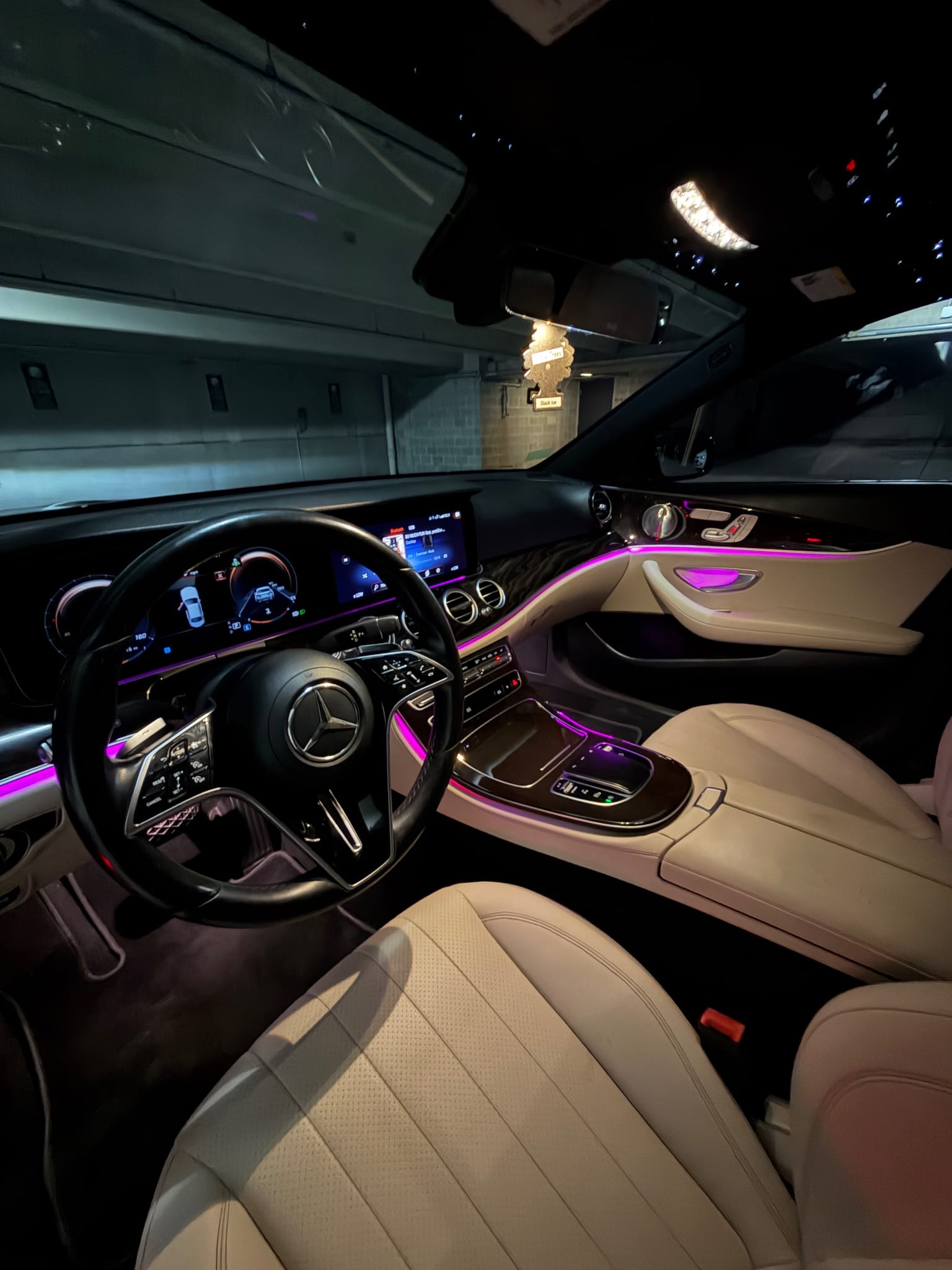 Mercedes-Benz E350 (Starlights) image 6