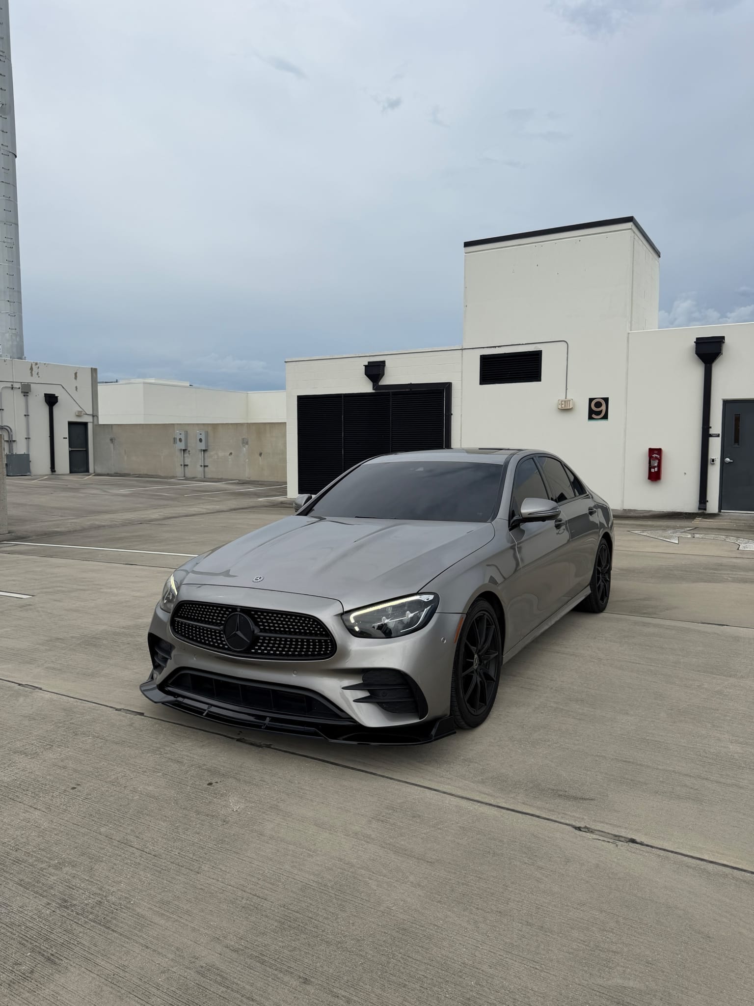 Mercedes-Benz E350 (Starlights)